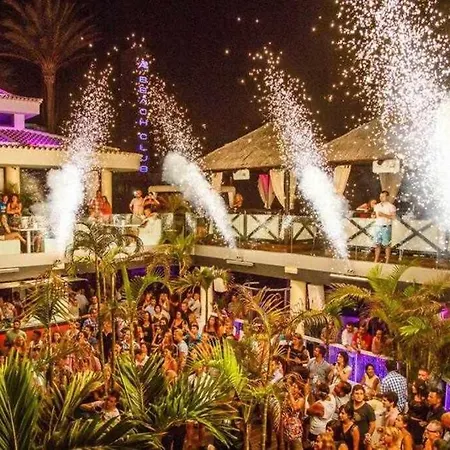 The White House In Costa Adeje *